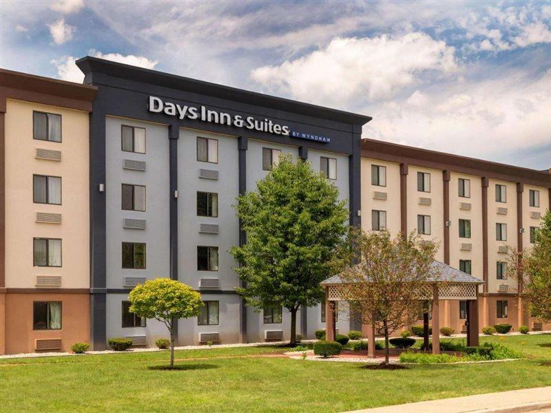 Days Inn And Suites By Wyndham Hammond, In Екстериор снимка