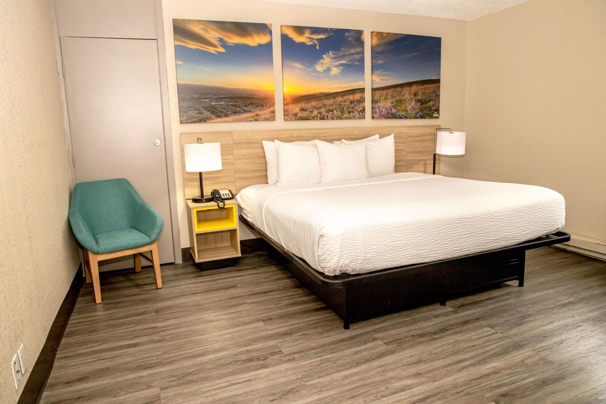 Days Inn And Suites By Wyndham Hammond, In Екстериор снимка